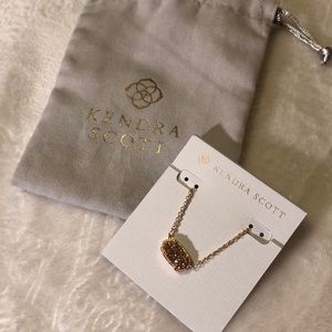 NWOT Kendra Scott Elisa Pendant Rose Gold Drusy